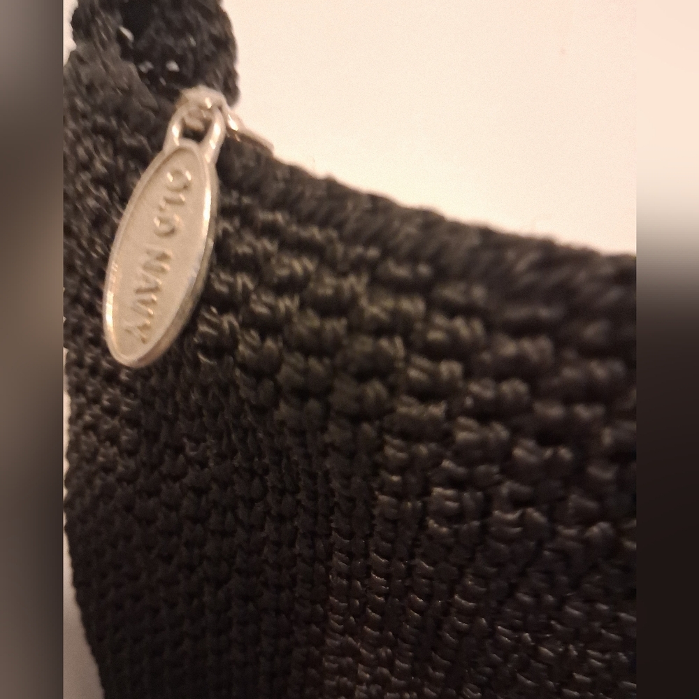 Crocheted Old Navy Black Shoulder Bag - Picture 2 of 4